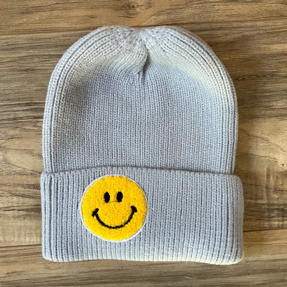 Ribbed Knit Cotton Gray Smiley Face Beanie